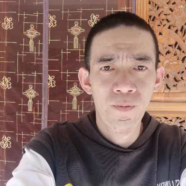 37岁岁云南单身帅哥 - 淮北吉缘网