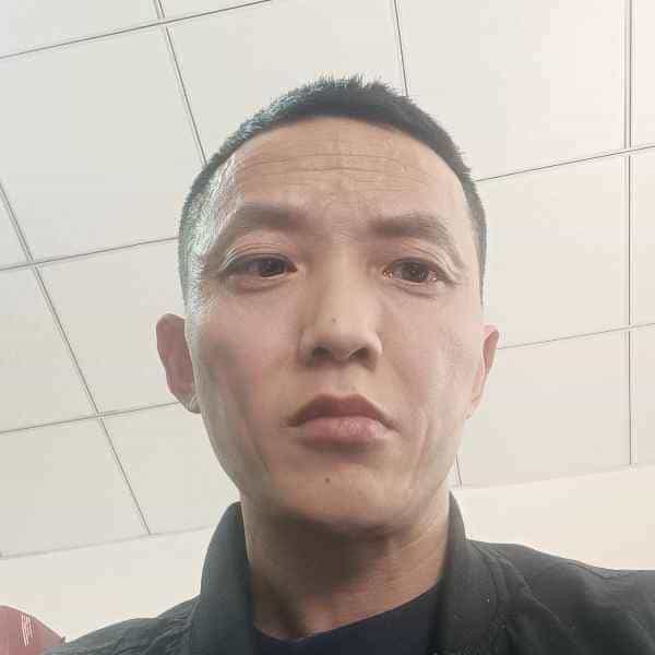 40岁岁四川单身帅哥 - 淮北吉缘网