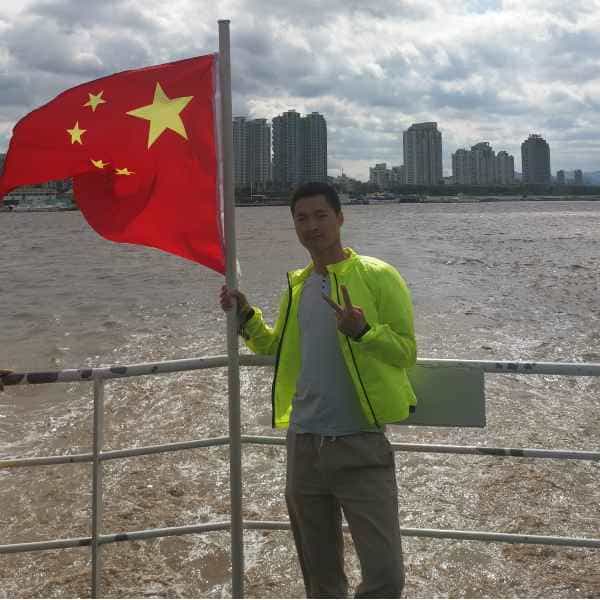 31岁岁浙江单身帅哥 - 淮北吉缘网