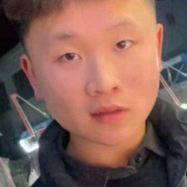 22岁岁河南单身帅哥 - 淮北吉缘网