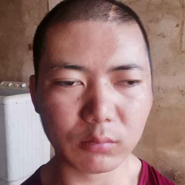 35岁岁云南单身帅哥 - 淮北吉缘网