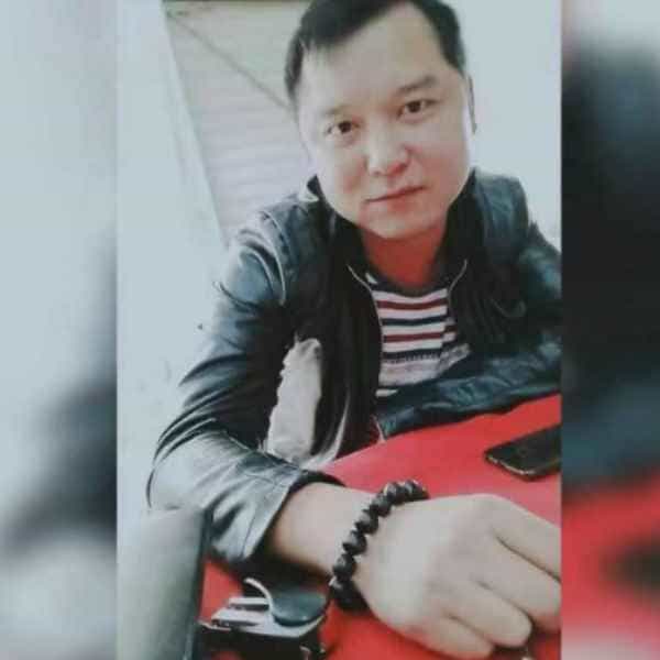 40岁岁湖南单身帅哥 - 淮北吉缘网