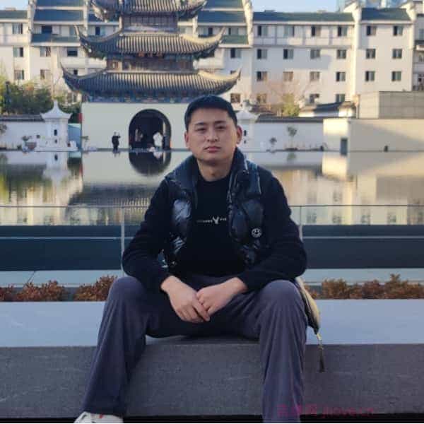 31岁岁湖北单身帅哥 - 淮北吉缘网